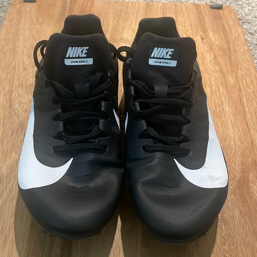 Nike Zoom Rival spikes cleats kids size 5.5 (907564-001)